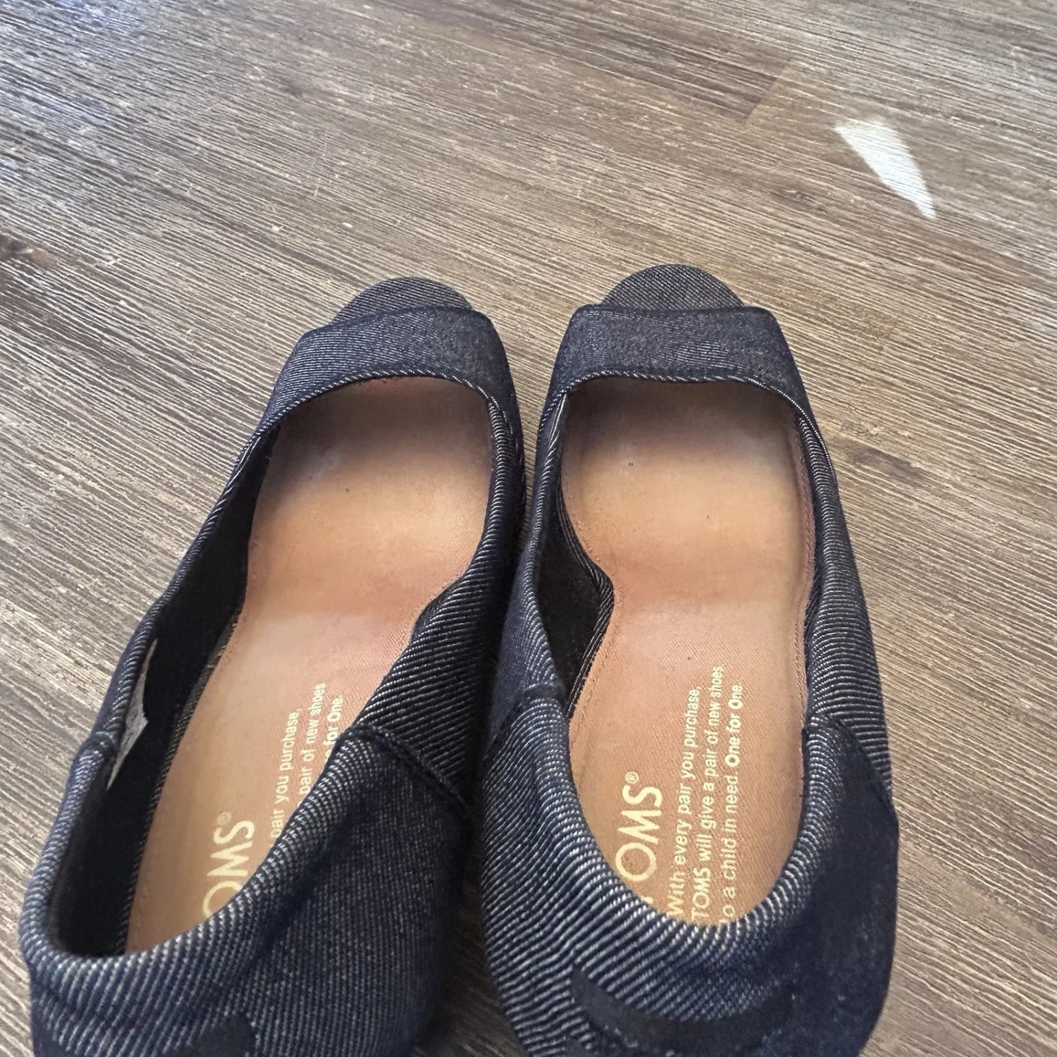 TOMS 蓝色牛仔露趾楔形高跟鞋面料一脚蹬女式鞋 10W 10 W 码-