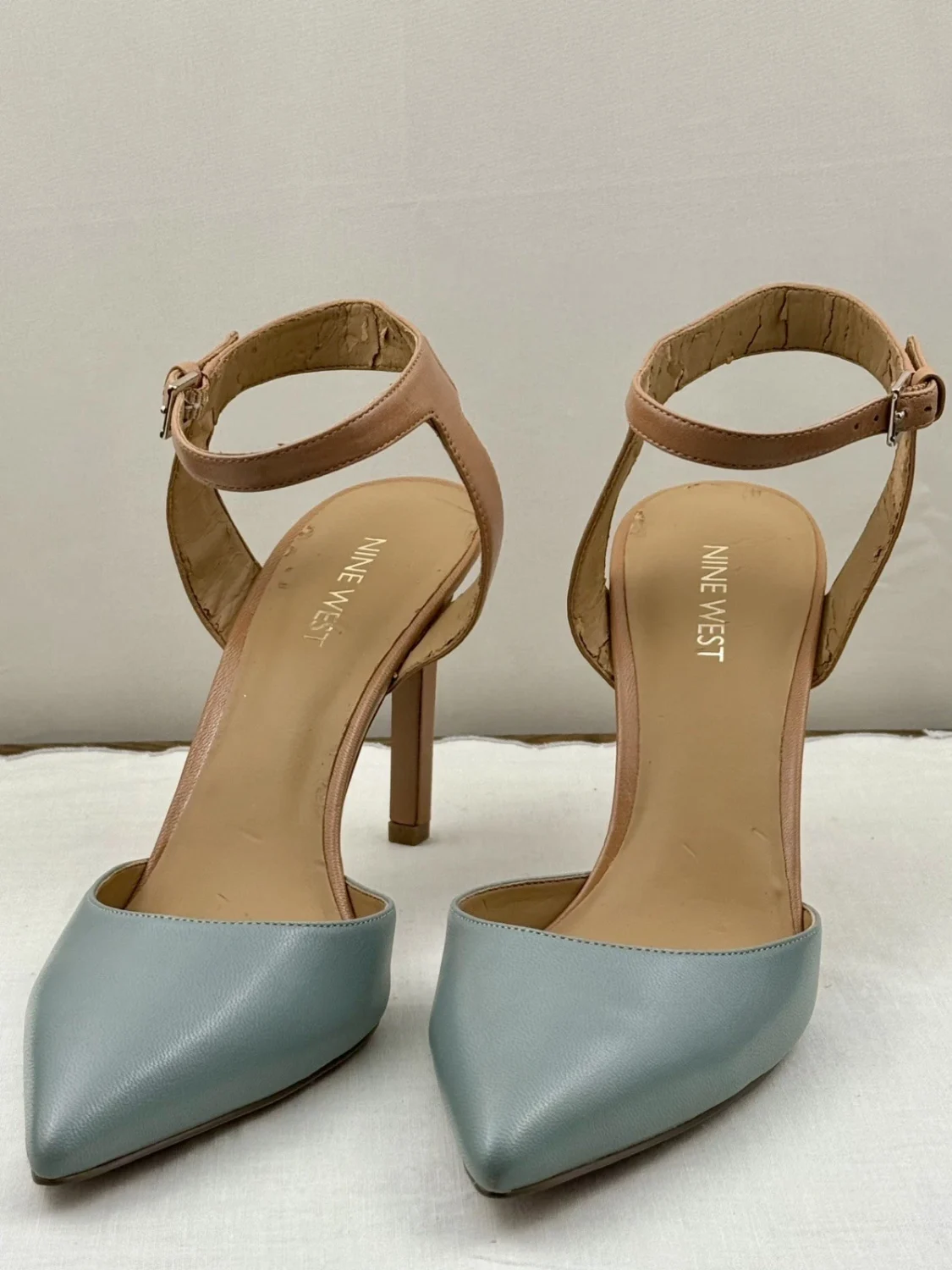 Nine West Women’s Pointed Toe Ankle Strap Heels Blue Tan Size 7.5
