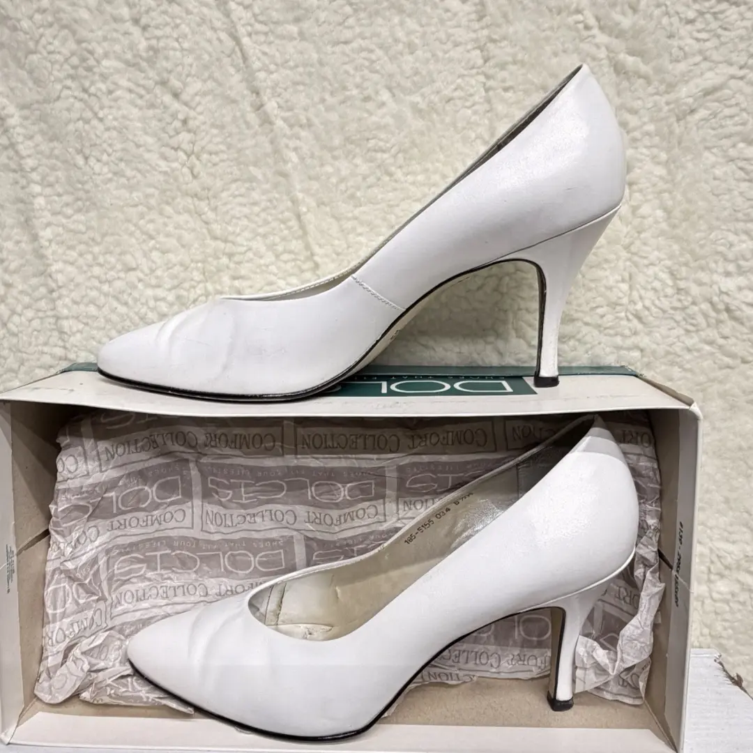 复古 Dolcis Comfort Collection 白色皮革女式高跟鞋 8.5 带盒-