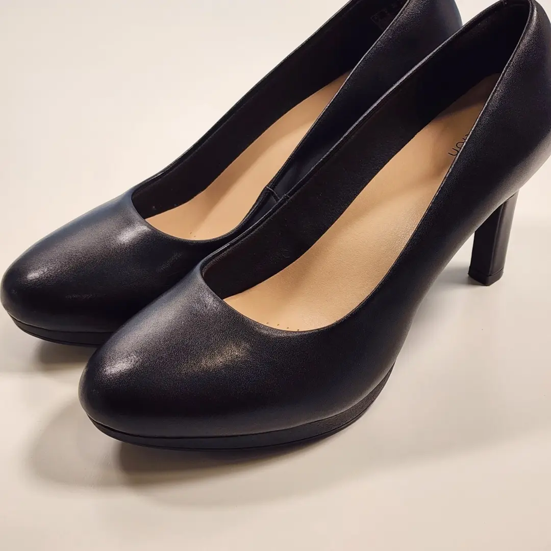 Clarks Collection 黑色皮革高跟鞋舒适厚底 9 码-