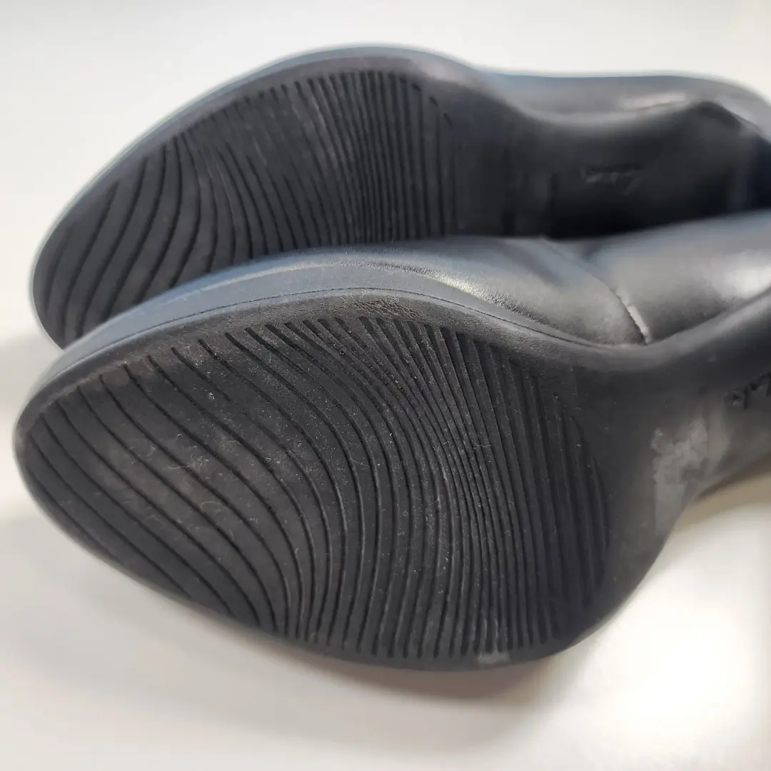 Clarks Collection 黑色皮革高跟鞋舒适厚底 9 码-
