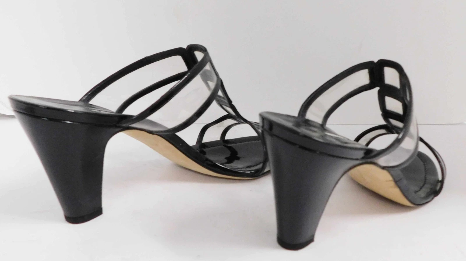 Manolo Blahnik 黑色漆皮透明 Lucite 窗玻璃高跟鞋凉鞋 尺寸 39-