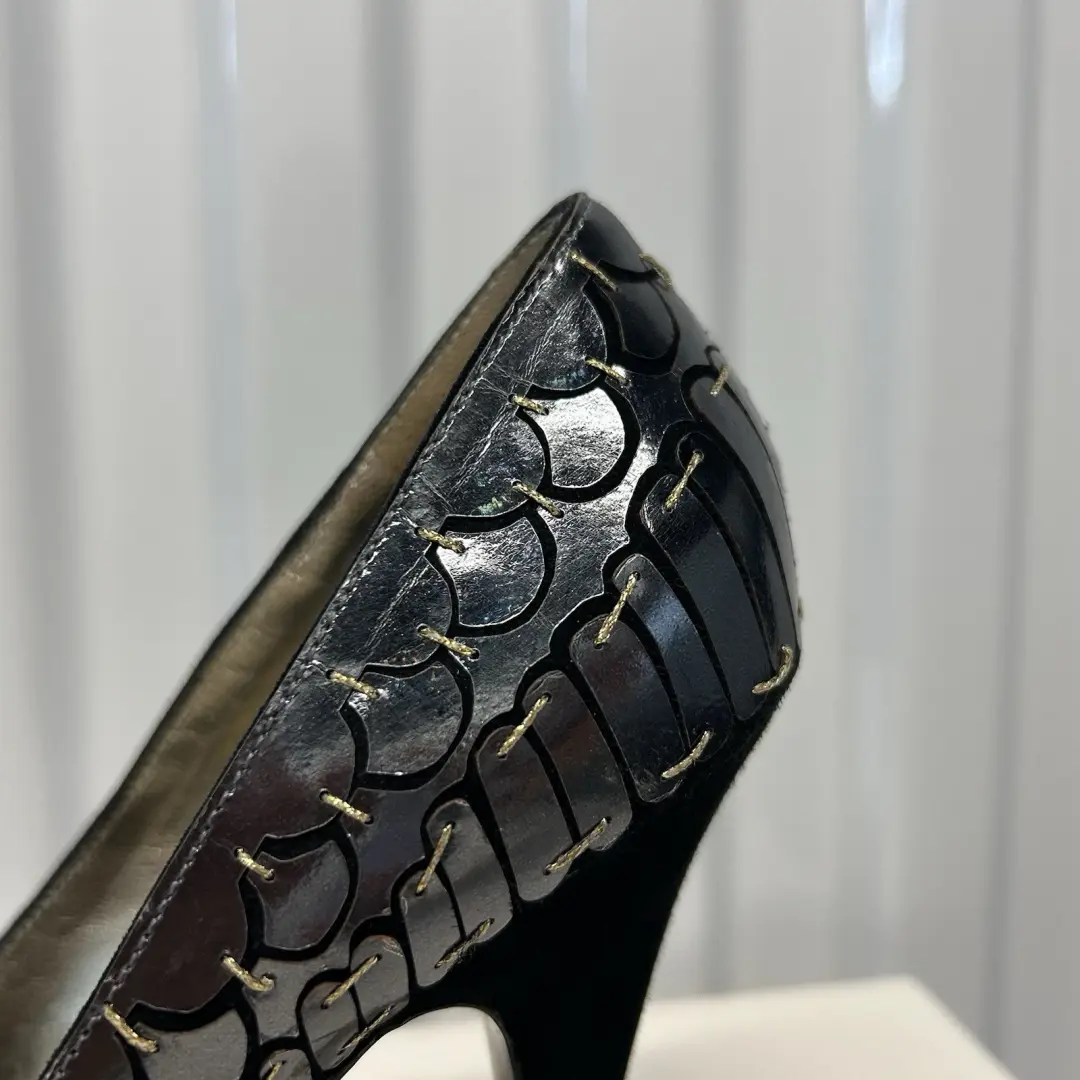 ROBERTO CAVALLI 鱼鳞金属银色黑色麂皮绒露趾高跟鞋 39.5 码-
