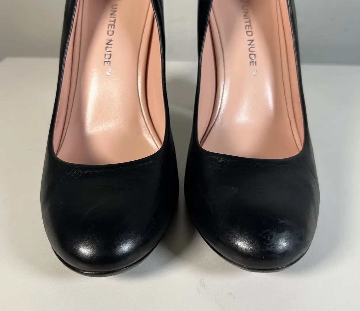 United Nude 黑色皮革木块高泵建筑高跟鞋女式 38 码-