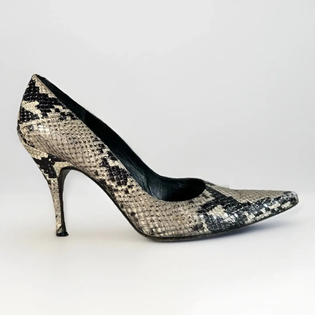 复古 90 年代/Y2K Stuart Weitzman 蛇皮尖头高跟鞋中跟鞋女式 7M 码-