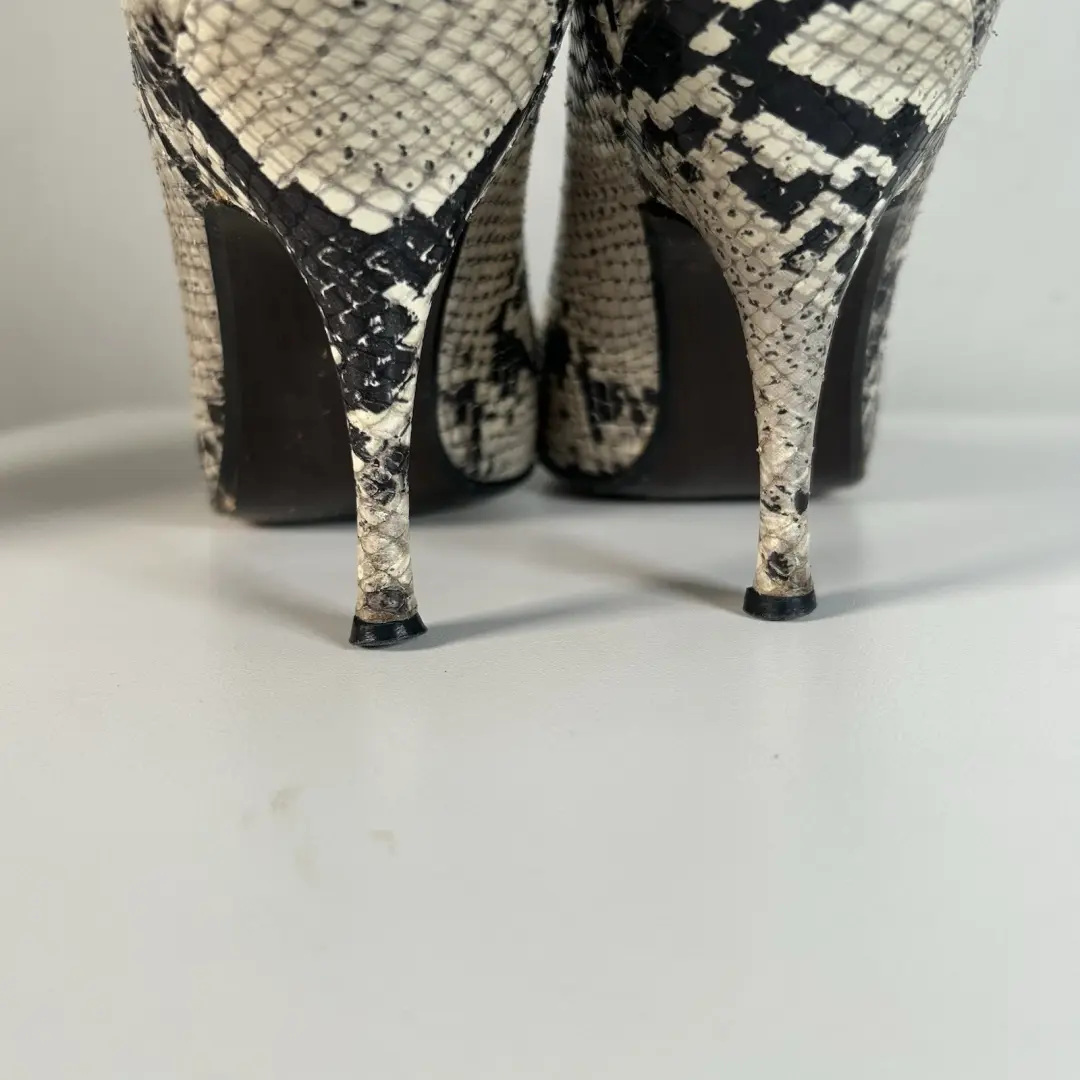 复古 90 年代/Y2K Stuart Weitzman 蛇皮尖头高跟鞋中跟鞋女式 7M 码-