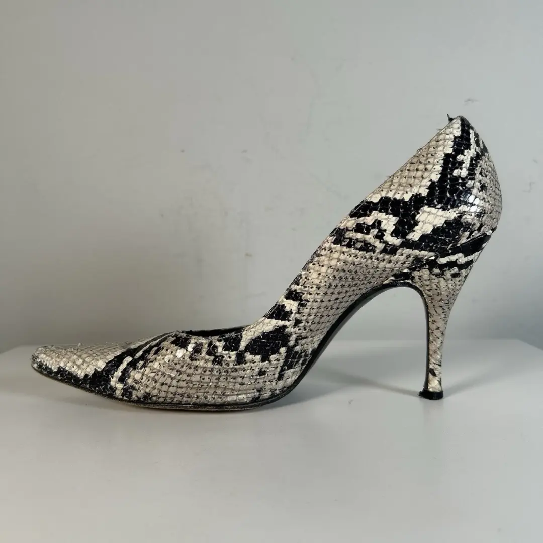 复古 90 年代/Y2K Stuart Weitzman 蛇皮尖头高跟鞋中跟鞋女式 7M 码-