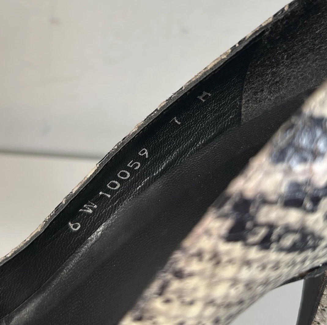 复古 90 年代/Y2K Stuart Weitzman 蛇皮尖头高跟鞋中跟鞋女式 7M 码-