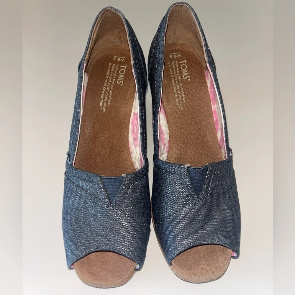 TOMS 女士 Stella 软木楔形金属蓝色牛仔面料偷窥鞋头 8.5 码-