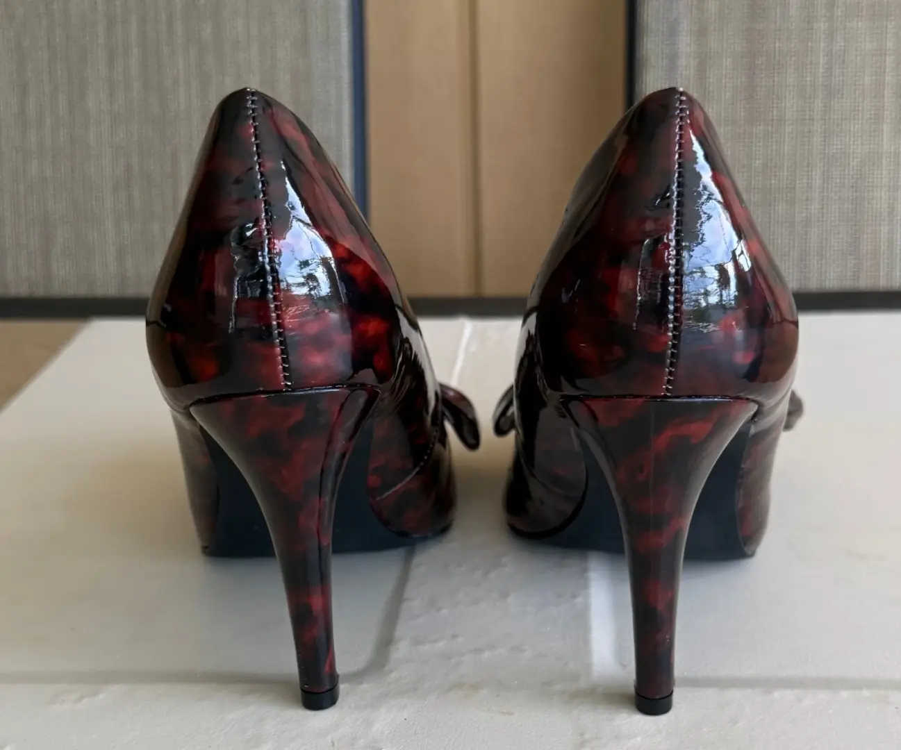 时尚女鞋尺码:8W Tortoise Patent 皮革 PUMP POINTED TOE-