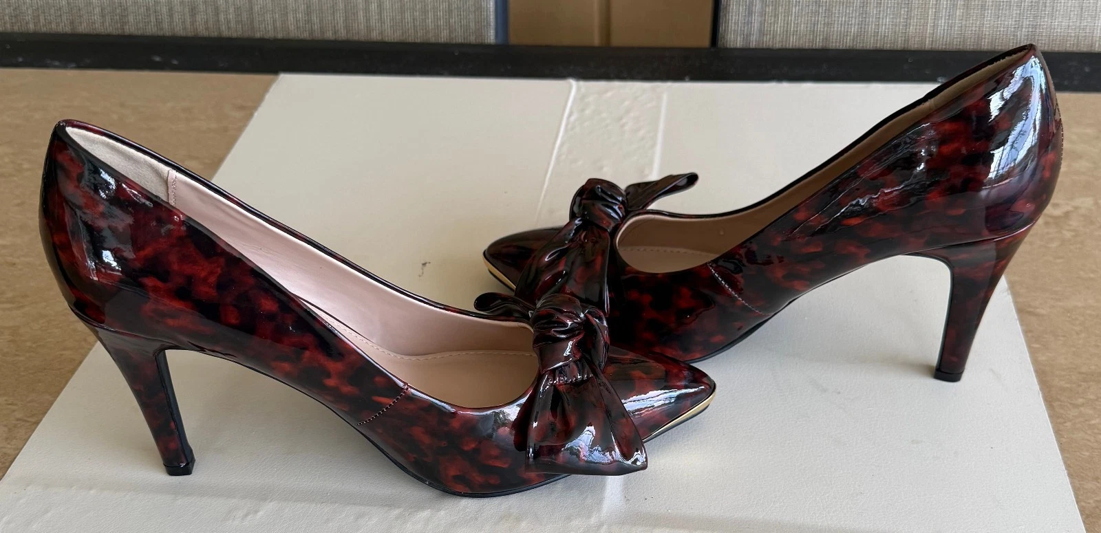 时尚女鞋尺码:8W Tortoise Patent 皮革 PUMP POINTED TOE-