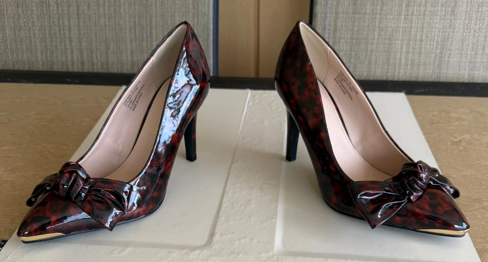 时尚女鞋尺码:8W Tortoise Patent 皮革 PUMP POINTED TOE-
