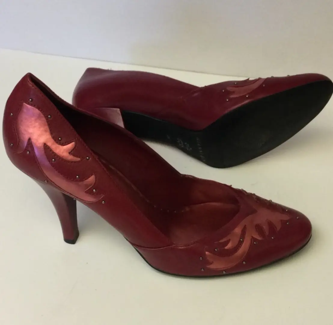 GIANNI BINI 红色皮革火焰镂空玫瑰粉红色高跟鞋 9 码二手状况完好-