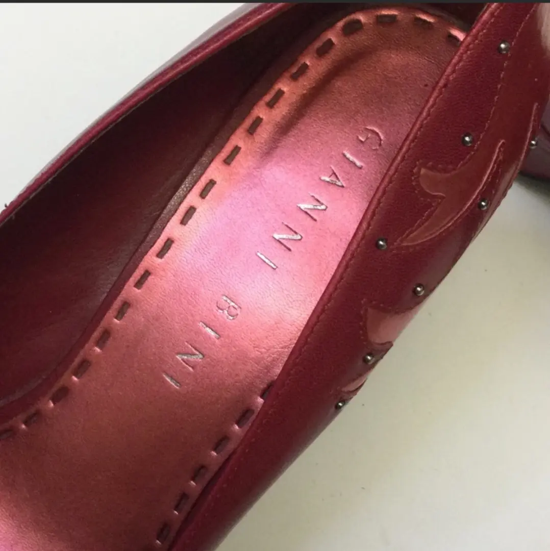 GIANNI BINI 红色皮革火焰镂空玫瑰粉红色高跟鞋 9 码二手状况完好-
