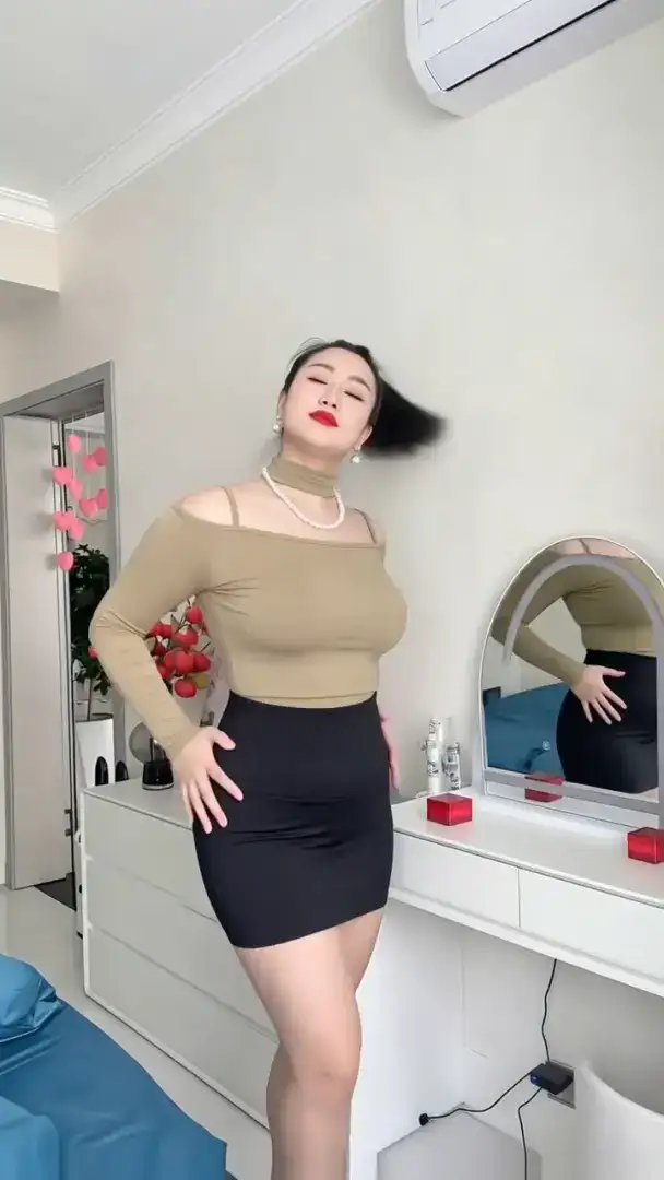 #性感丰满迷人气质女人 #成熟女人味 #全面击破巅峰必达