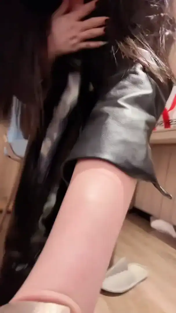 #靴子的搭配 #皮衣搭配 #工具人 🖤 #无畏靴