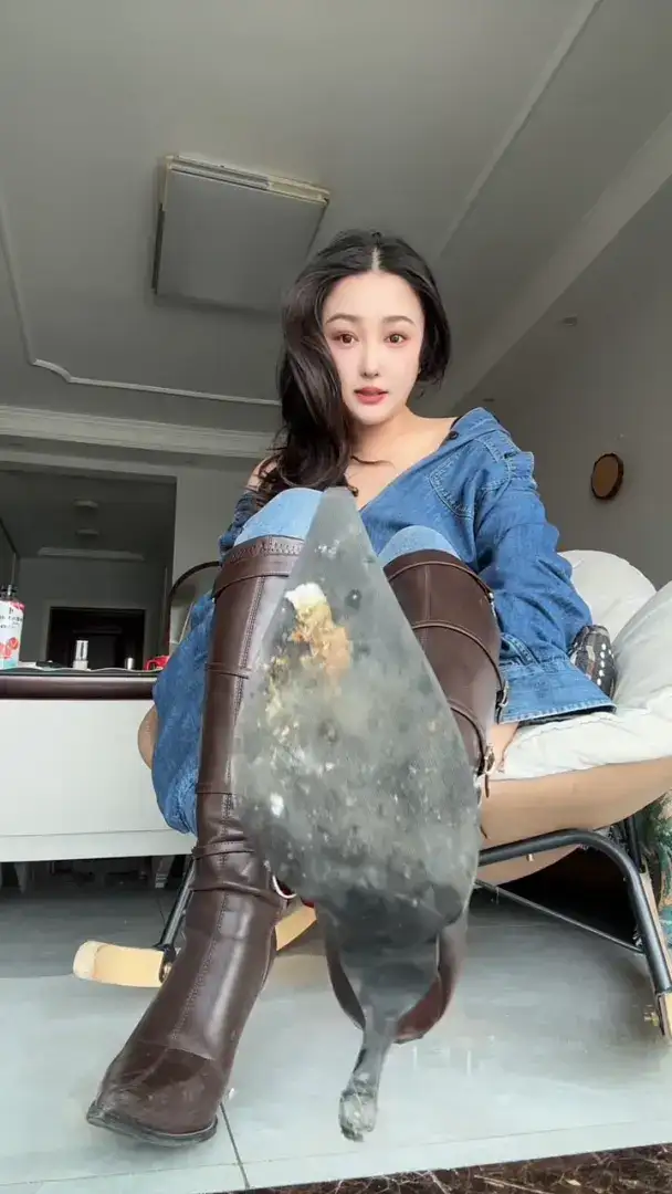 找准位置 稳准狠#做个狠人 #日常 #靴子穿搭