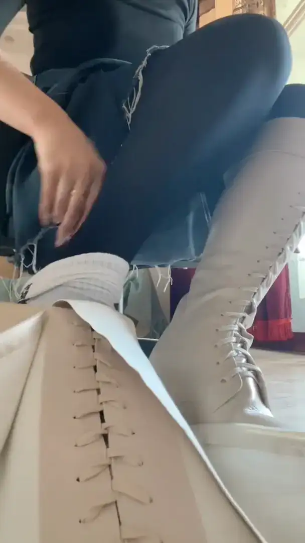 #长靴 #长靴控 #小白袜子