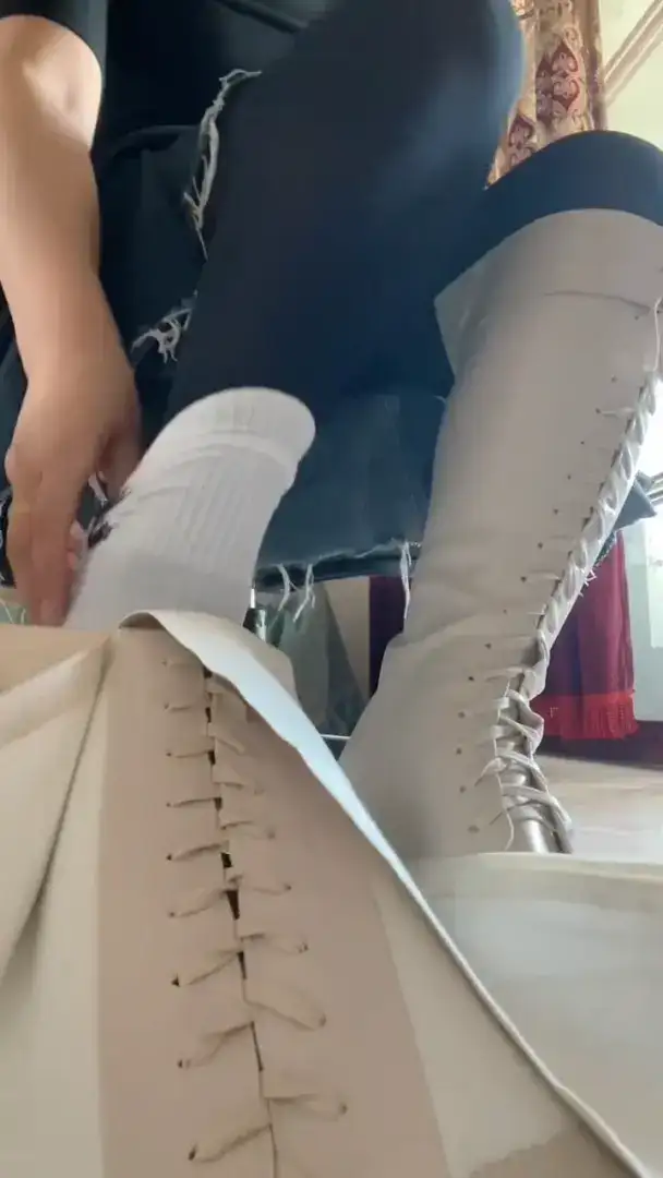 #长靴 #长靴控 #小白袜子