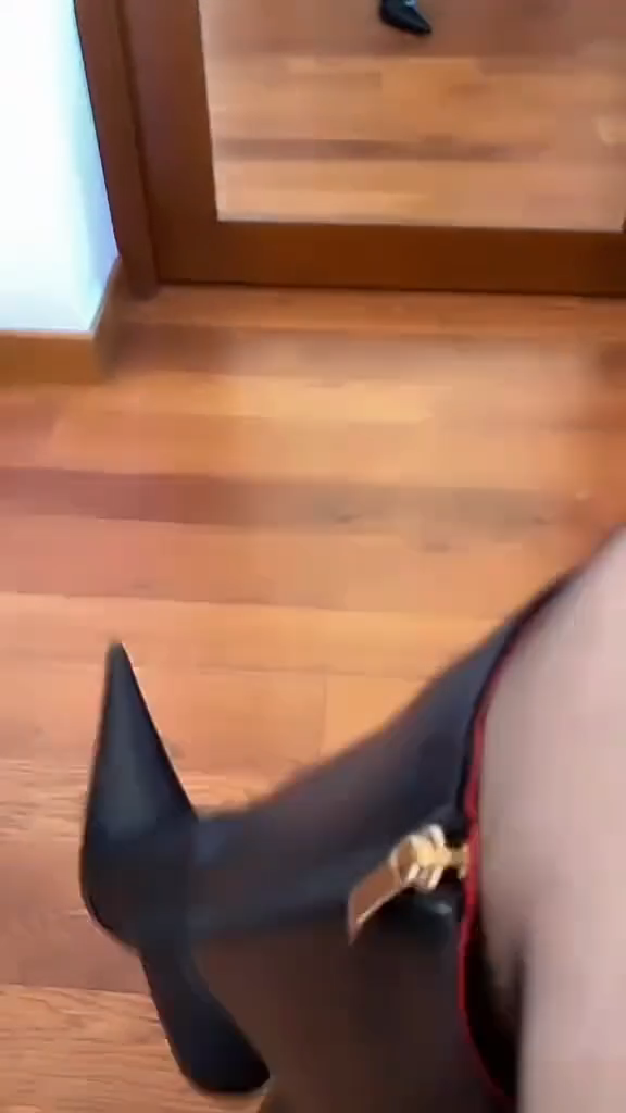 #靴子 #谁还没有个大长腿 #长筒靴 #靴子控