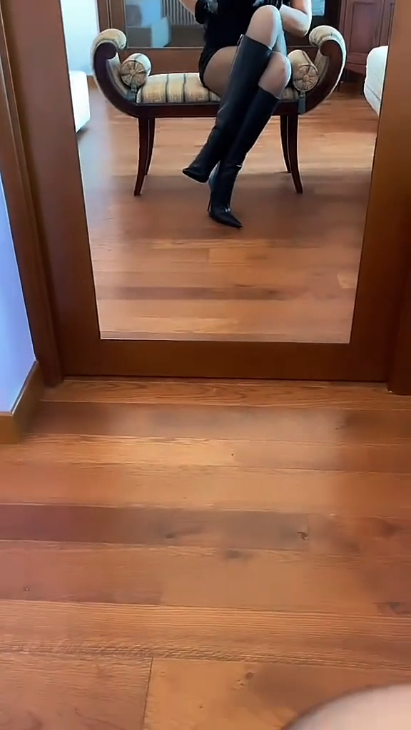 #靴子 #谁还没有个大长腿 #长筒靴 #靴子控