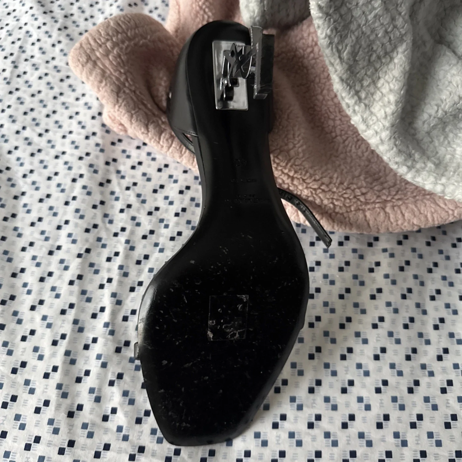 Yves Saint Laurent YSL女式Opyum标志高跟鞋凉鞋-