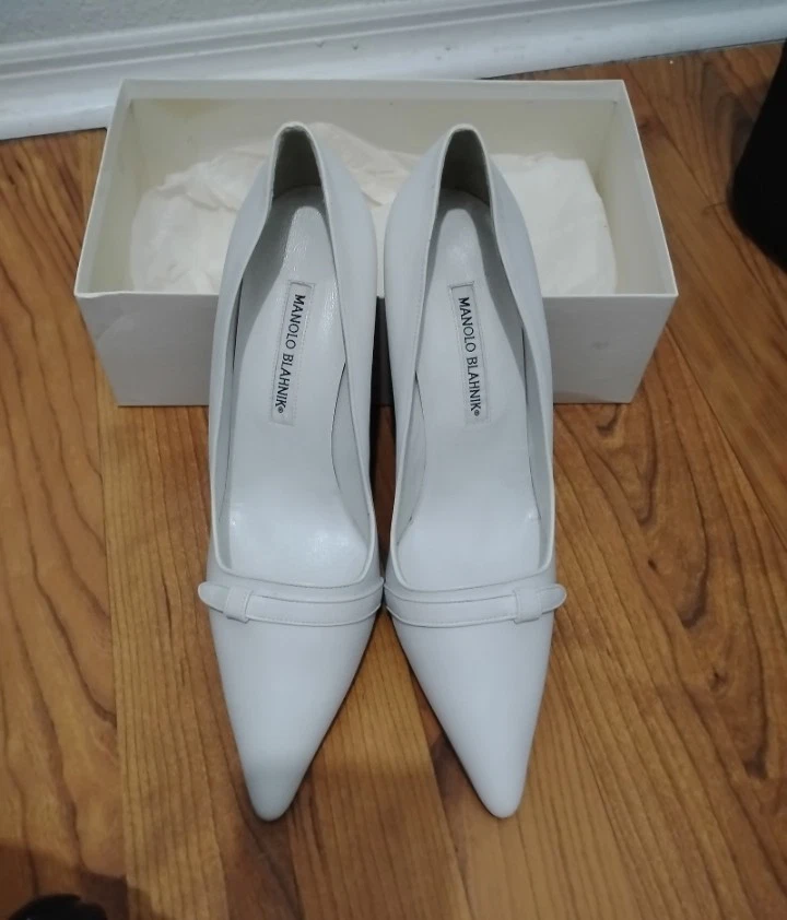 Manolo Blahnik 女式白色皮革尖头细高跟鞋 EU 40-