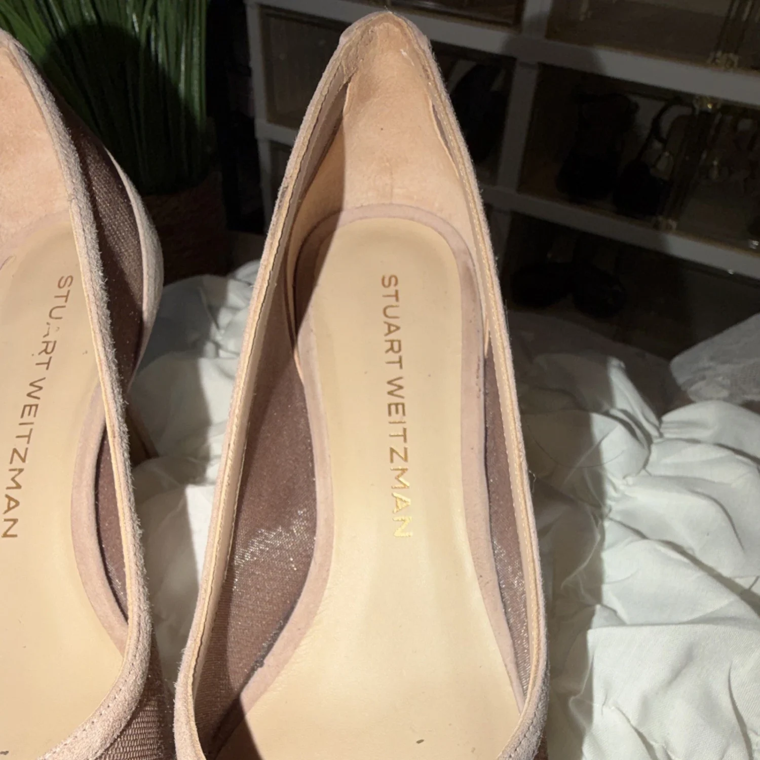 Stuart Weitzman 米色闪光尖头懒人中跟鞋,美国 7B-