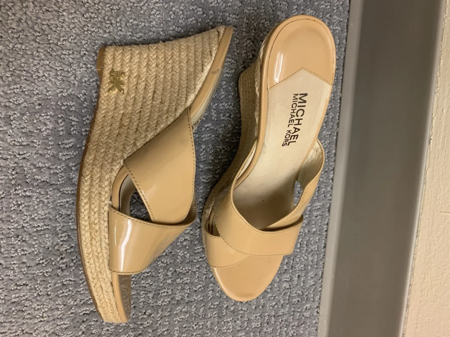 Michael Kors Espadrille 坡跟凉鞋 米色 一脚蹬 绑带 标志 女式 US 8 波西米亚-