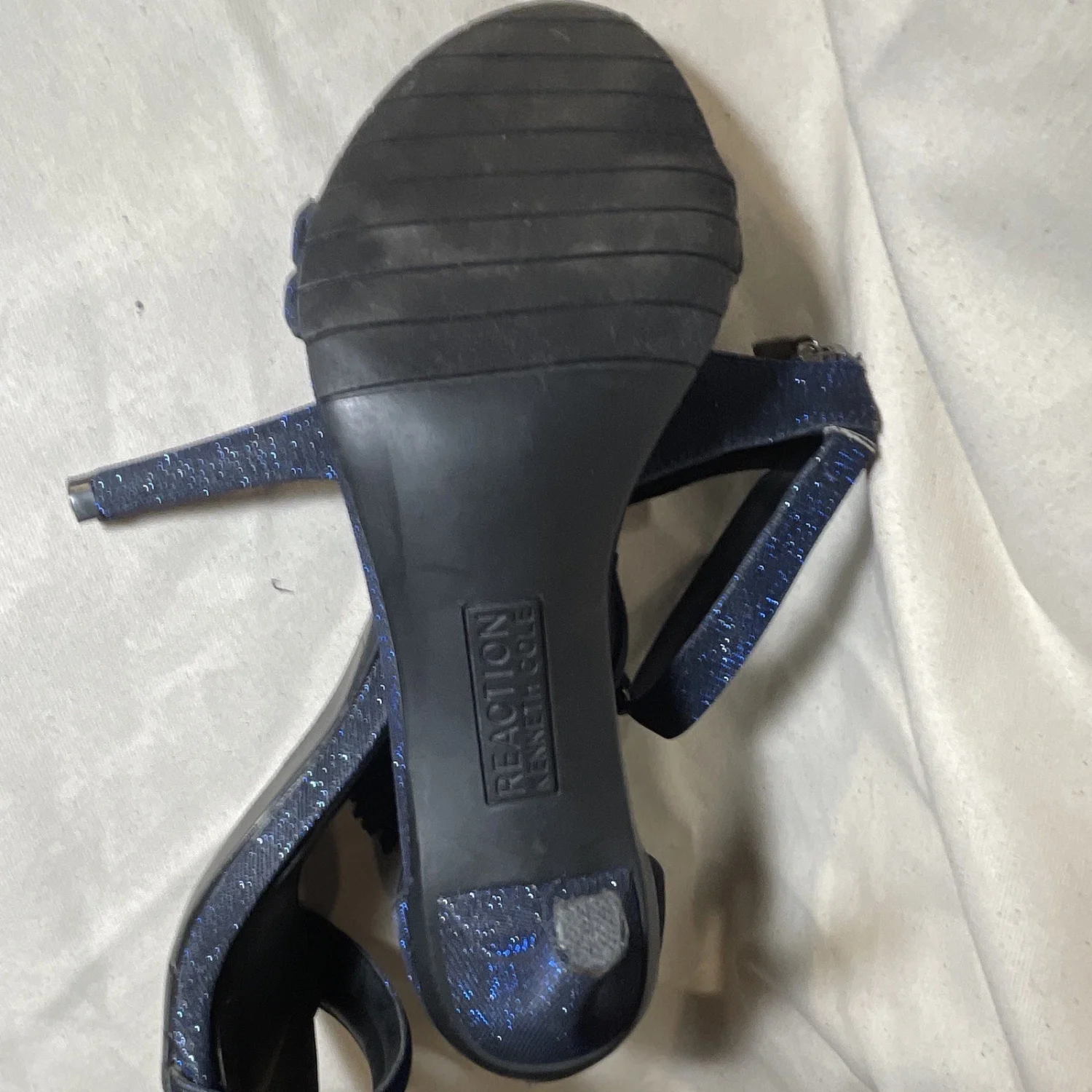Kenneth Cole Reaction 女式海军蓝闪光绑带细高跟鞋踝带 7...-