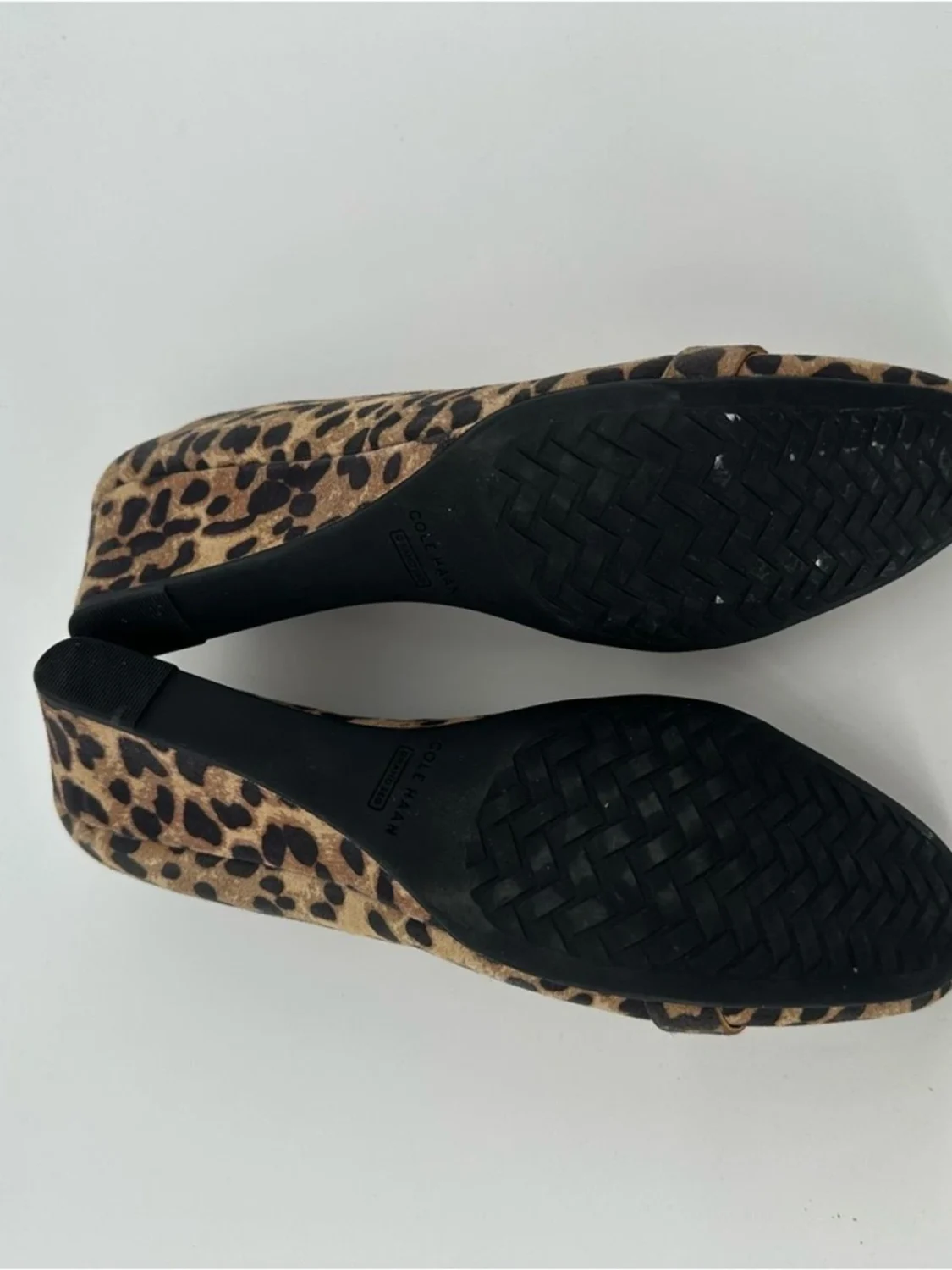 Cole Haan 马耳他楔形豹豹纹印花 尺寸 7.5 职业装 学院动物-