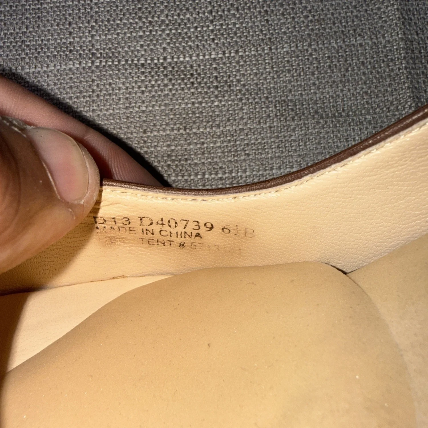 Cole Haan 棕色皮革细高跟鞋 6.5B 金色扣优雅 Coquette-