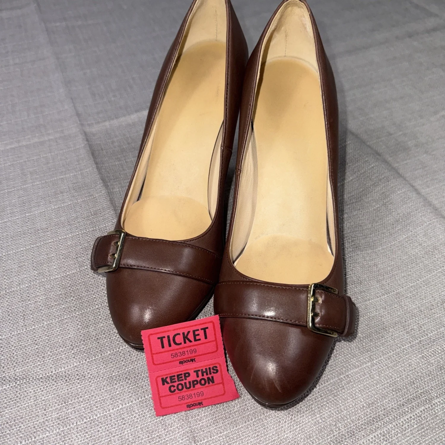 Cole Haan 棕色皮革细高跟鞋 6.5B 金色扣优雅 Coquette-