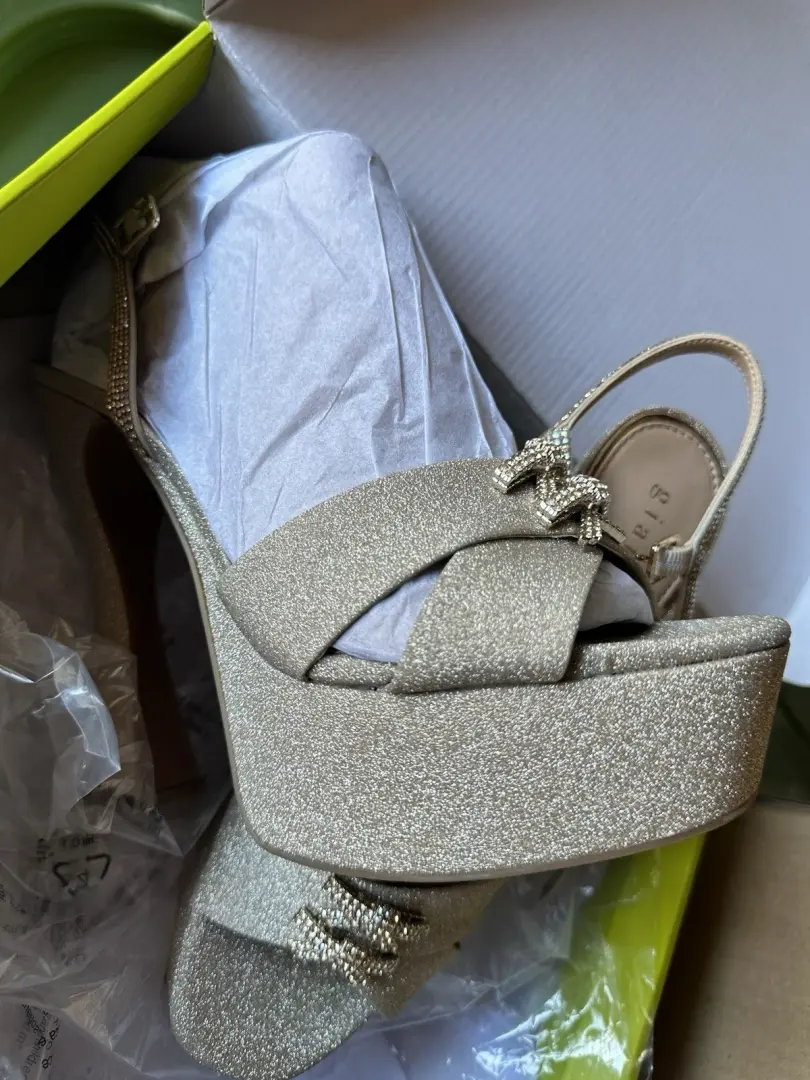 Gianni Bini 金色闪光水钻踝带露趾厚底高跟鞋-