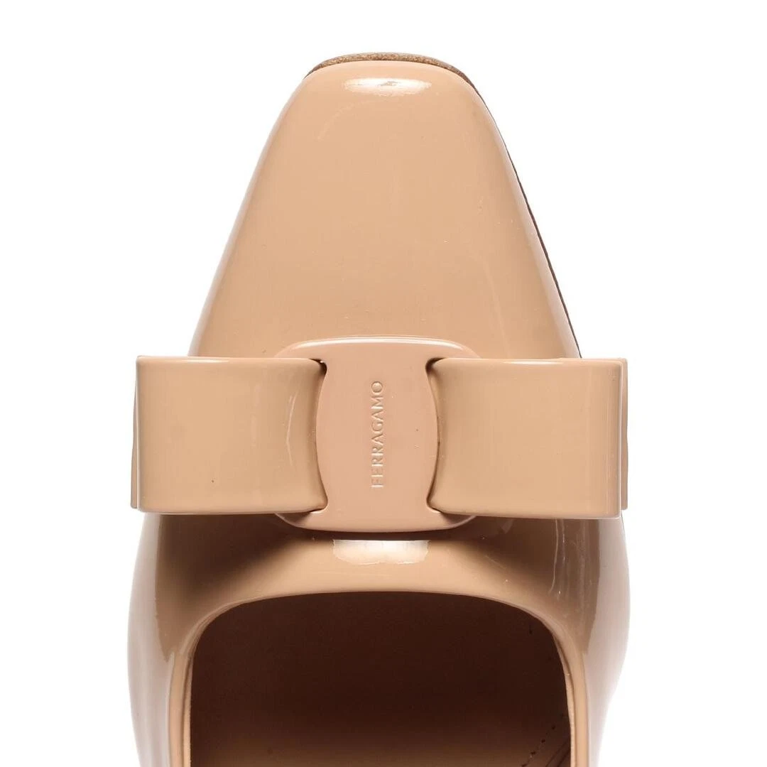 美丽的 Ferragamo Pumps 763727 女式 5 码 1 2 c734fffa5aefcfc1d470d5761770-