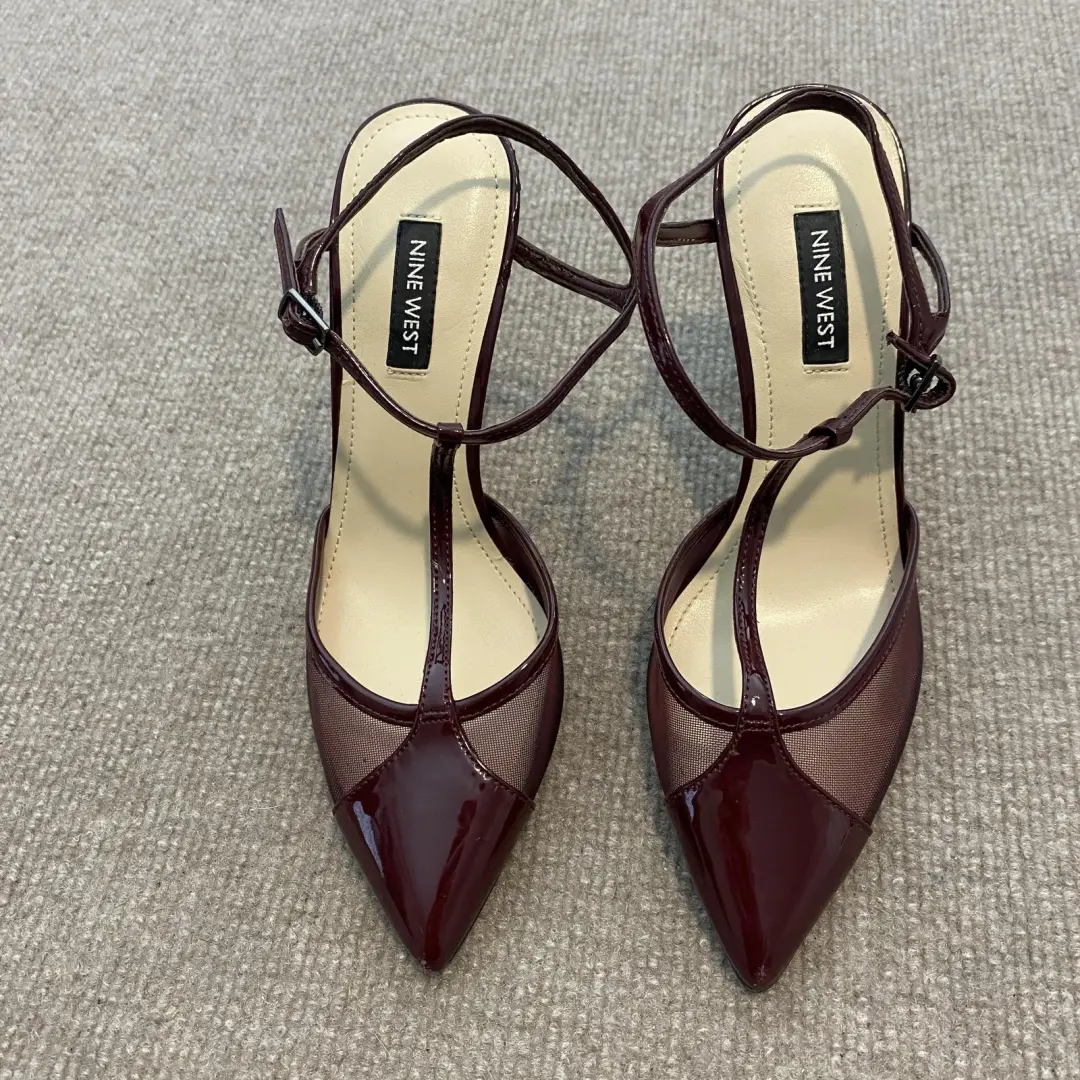 Nine West 鞋跟女式 6.5 码红色专利网眼绑带高跟鞋-