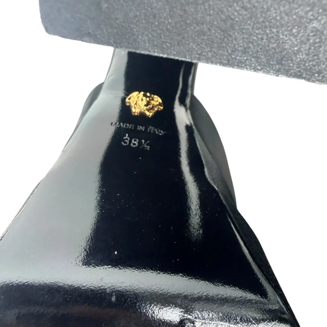 范思哲 Aevitas Medusa Crytals 缎面厚底高跟鞋黑色女式 38.5 码-