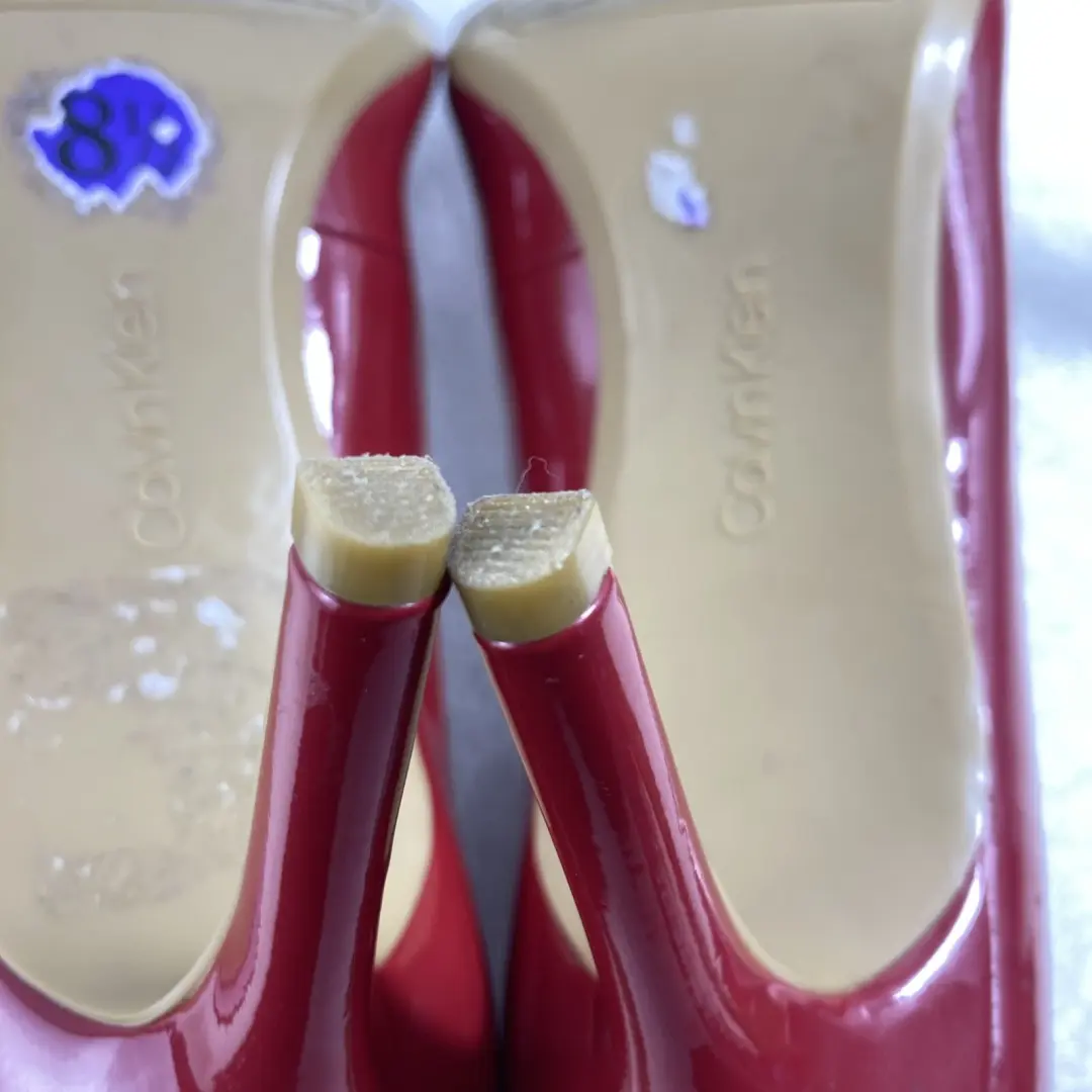 Calvin Klein 红色尖头鞋细跟 8.5 码女式浅口鞋办公室-