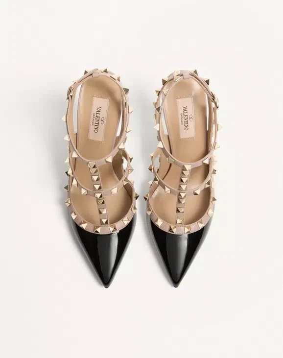 正品 Valentino 尺寸 11 PATENT ROCKSTUD CAGED PUMP 100 毫米 -