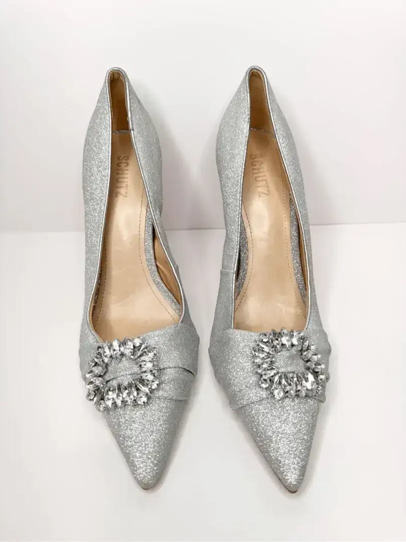 SCHUTZ 泵女式 10B 码装饰银色尖头高跟鞋-