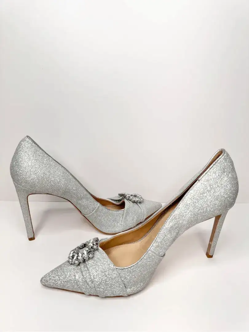 SCHUTZ 泵女式 10B 码装饰银色尖头高跟鞋-
