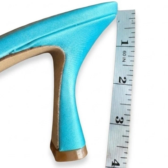Gianni Bini Aqua 蓝色铆钉尖头穆勒鞋高跟鞋 6.5 全新无标签绿松石拖鞋-