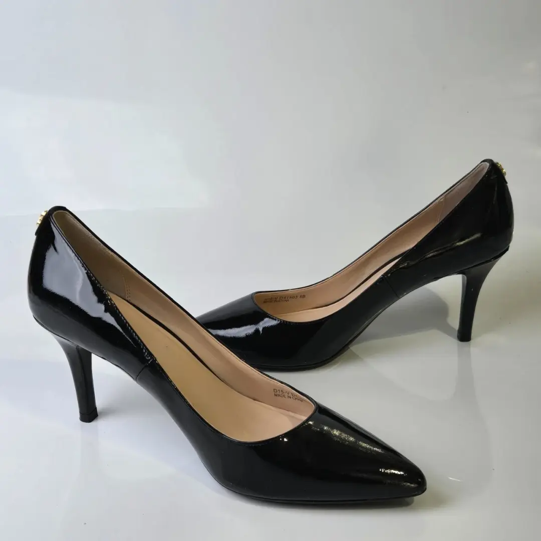 Cole Haan Grand.OS 女式黑色漆皮高跟鞋美国 8B 码-
