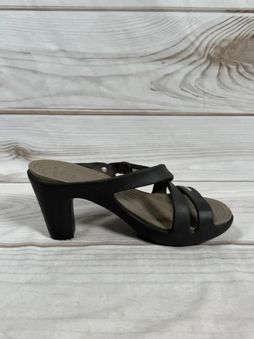 Crocs Cyprus IV 一脚蹬凉鞋高跟鞋女式 9 码棕色 14558-