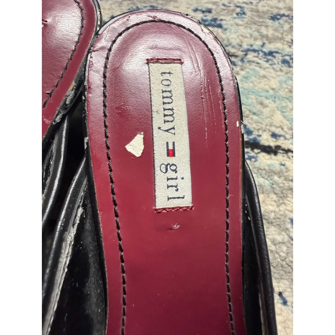 Tommy Girl 复古黑色皮革粗跟穆勒鞋 TG14561 女式 7 M-