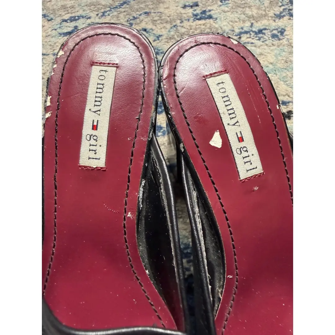 Tommy Girl 复古黑色皮革粗跟穆勒鞋 TG14561 女式 7 M-
