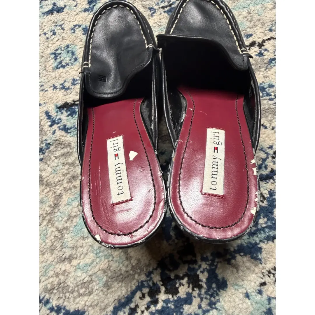 Tommy Girl 复古黑色皮革粗跟穆勒鞋 TG14561 女式 7 M-