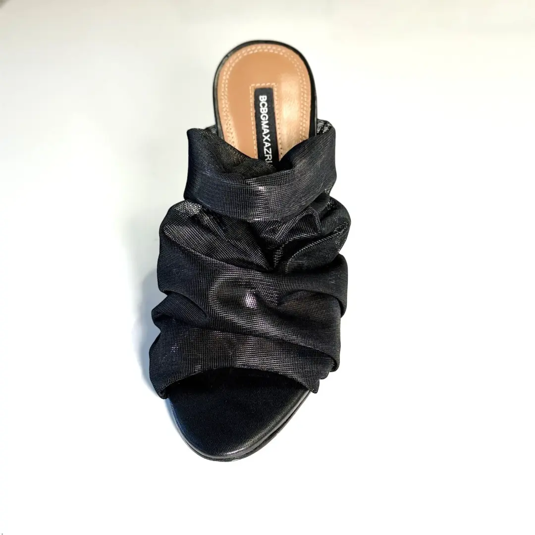 BCBGMAXAZRIA Sarani 黑色褶皱网跟骡子女式 5 码-